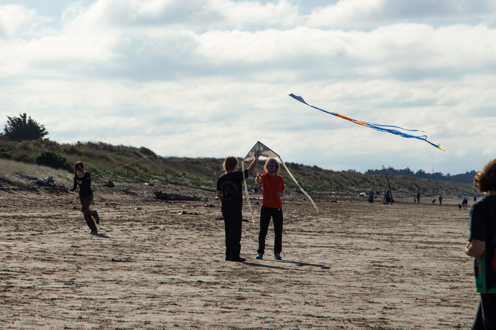 Daegan Wells, Yukari Kaihori